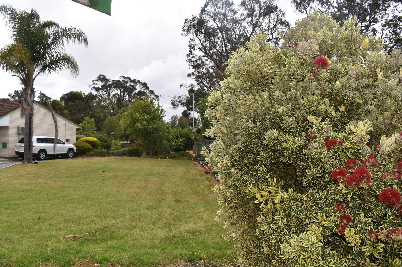 Mount Barker Valley Views Motel & Chalets, Western Australia Extérieur photo