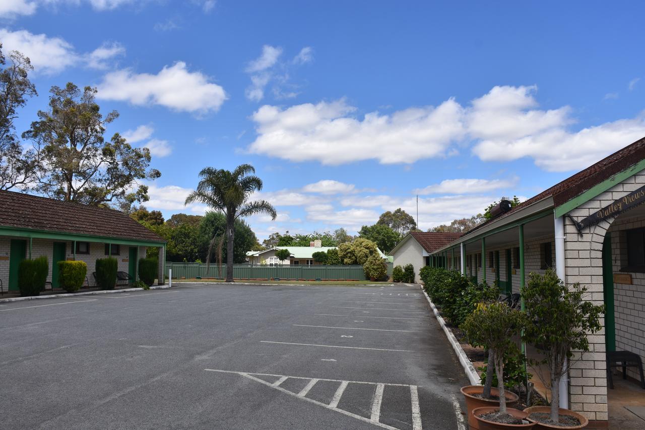 Mount Barker Valley Views Motel & Chalets, Western Australia Extérieur photo